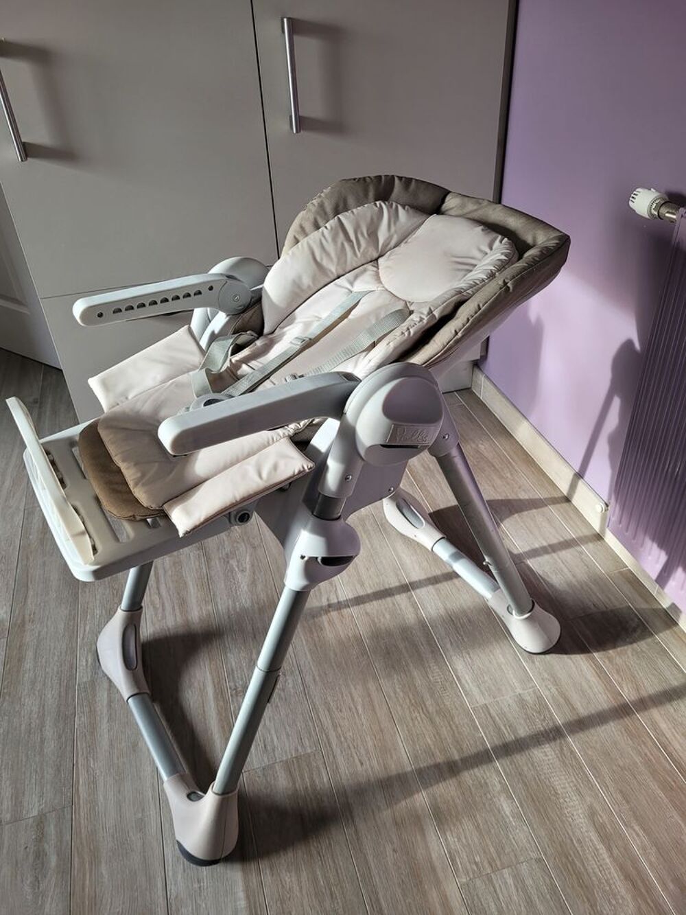 Chaise haute chicco polly 2 en 1 Puériculture