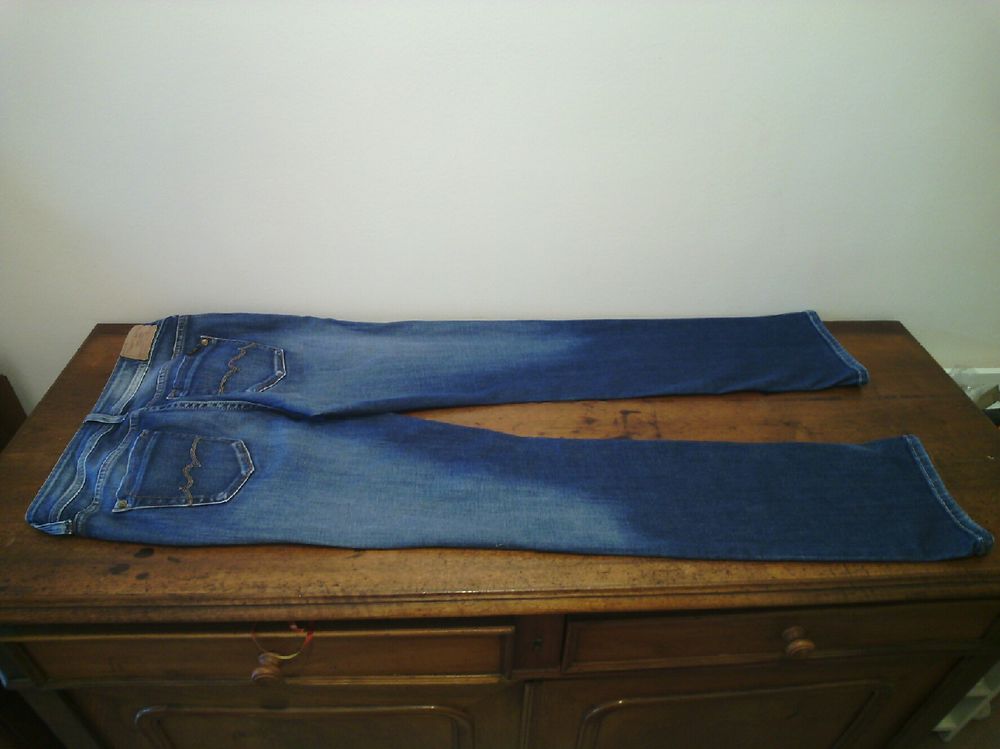Jeans d&eacute;lav&eacute; taille 31 TEDDY SMITH - TBE Vtements