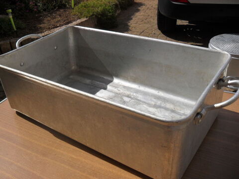 : TRES GRAND BAC ALIMENTAIRE OU GASTRONOME 1 Villers-l�s-Nancy (54)