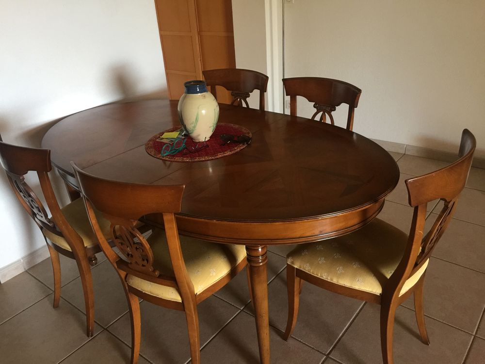 Table ovale avec 3 rallonges + 6 chaises merisier massif Meubles
