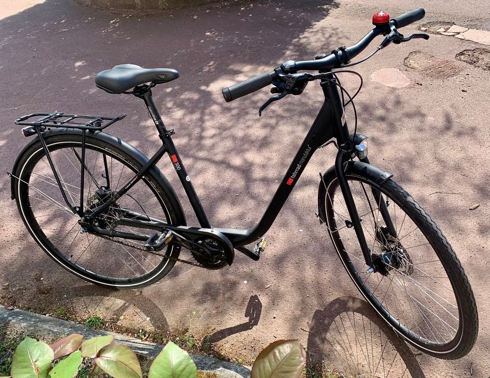 V&eacute;lo Kalkhoff pour dame, tr&egrave;s bonne qualit&eacute;, excellent &eacute;tat Vélos
