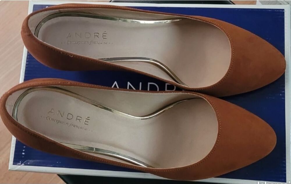 Escarpins ANDRE Camel Chaussures