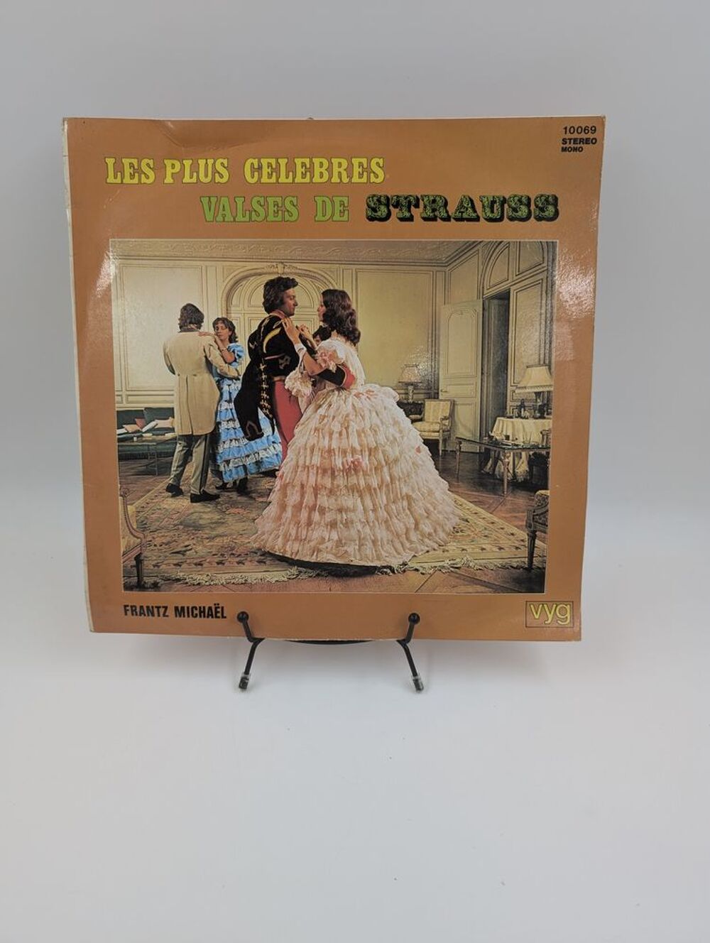 Vinyle 33 tours Les Plus C&eacute;l&egrave;bres Valses de Strauss... CD et vinyles