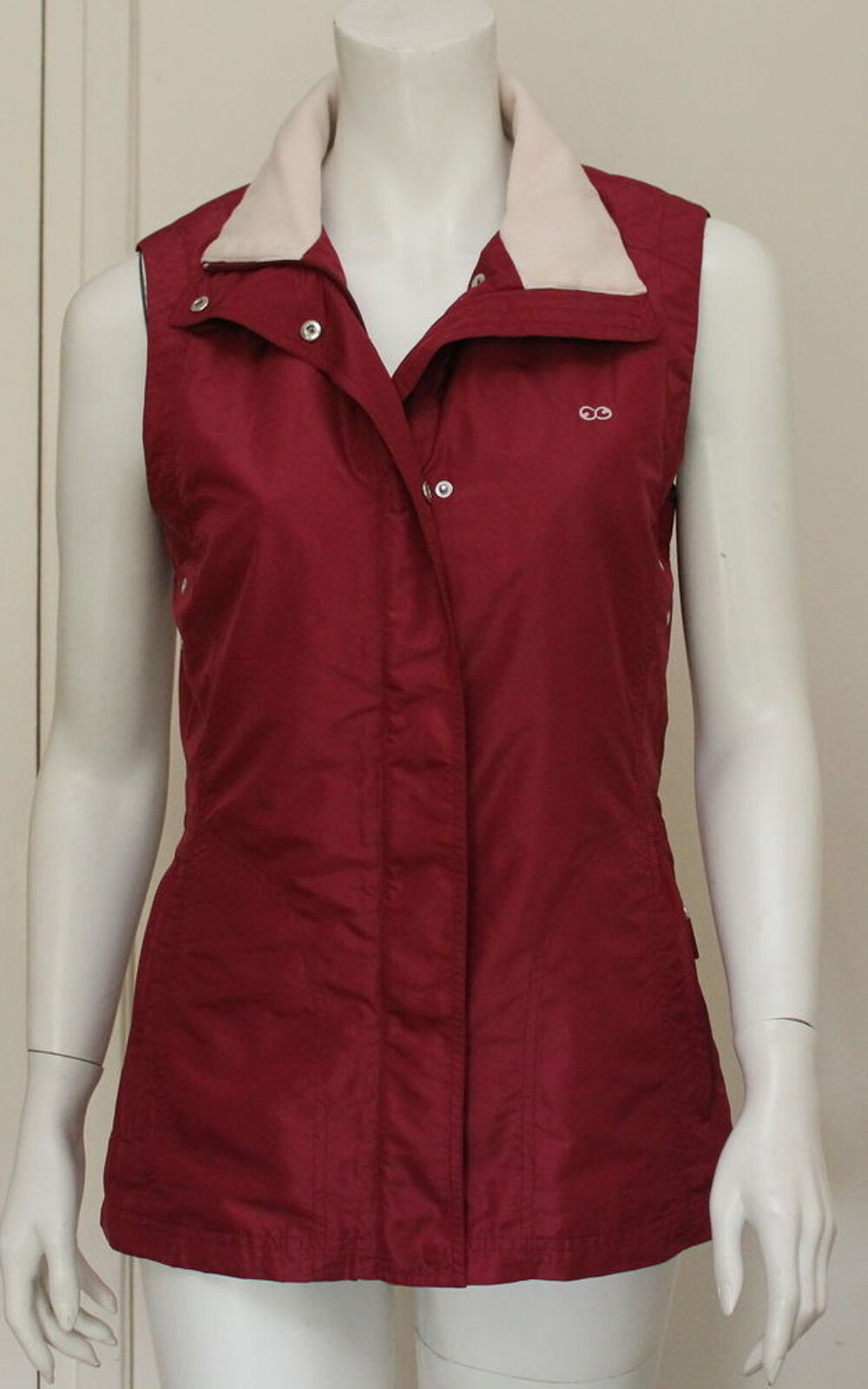 Gilet coupe-vent ESCADA SPORT 
T.36/38 Fr Vtements