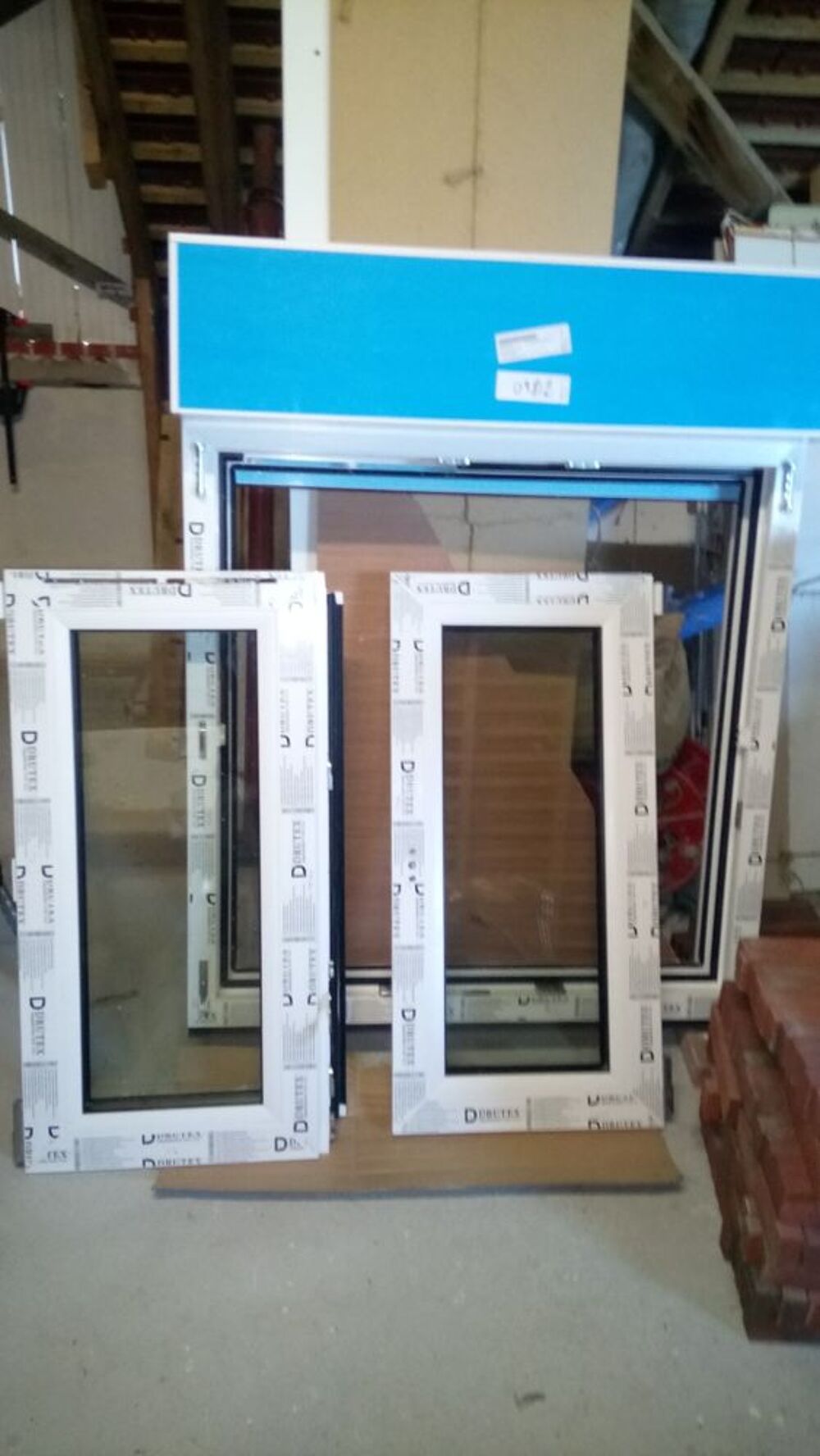 Fen&ecirc;tre avec volet roulant Bricolage