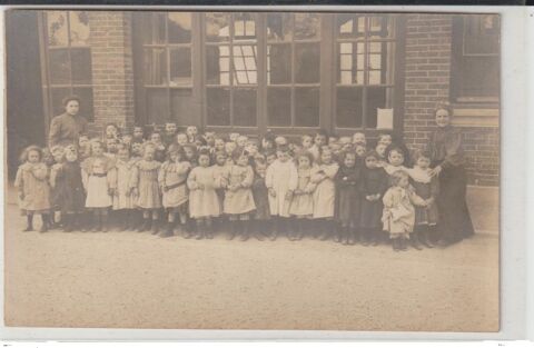 A Identifier CARTE PHOTO - une Classe Enfantine  3 Doullens (80)