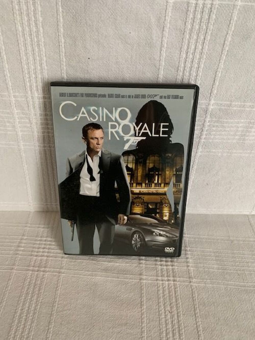 *F06 	
James Bond Casino royal	 Photos/Video/TV