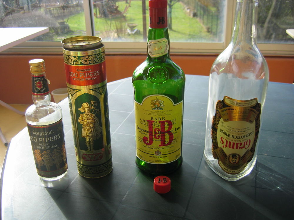 Lot de 3 bouteilles Whisky 