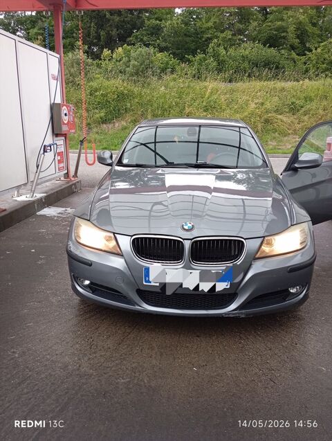 BMW S&eacute;rie 3 318d 143 ch Confort 2010 occasion Ugine 73400