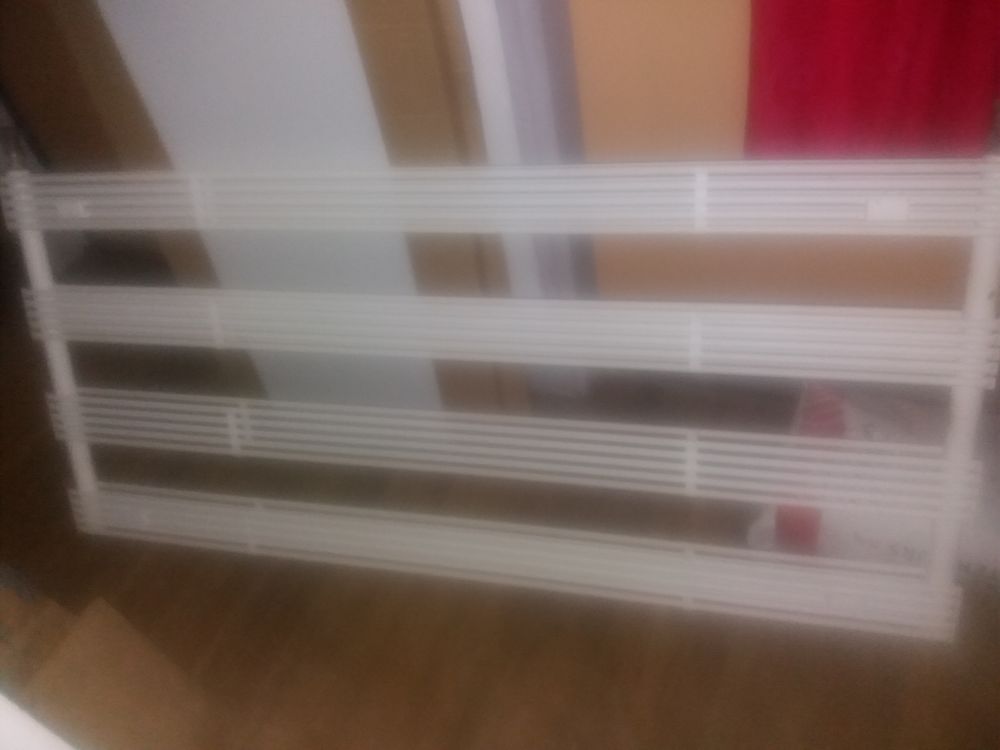 Radiateur s&egrave;che serviette Electroménager