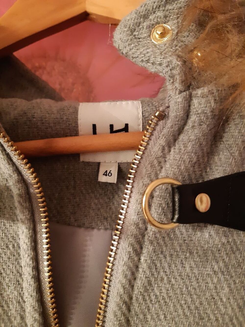 veste femme d hiver neuf jamais porte taille 46 Vêtements