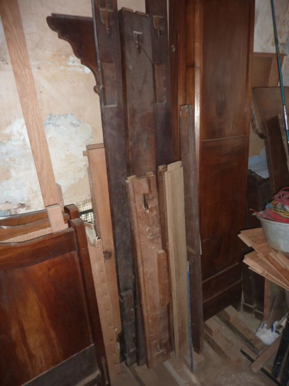 LITS ANCIENS NOYER Meubles
