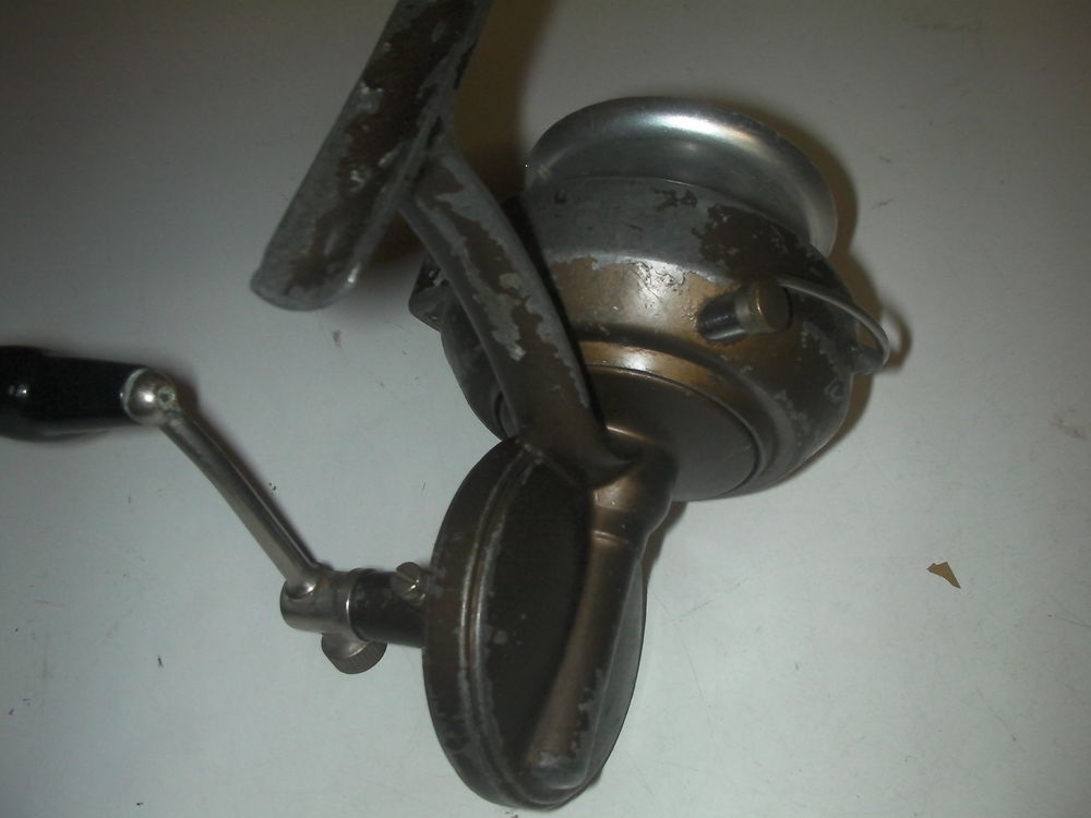 Moulinet lancer mi-lourd CRACK 200 Sports