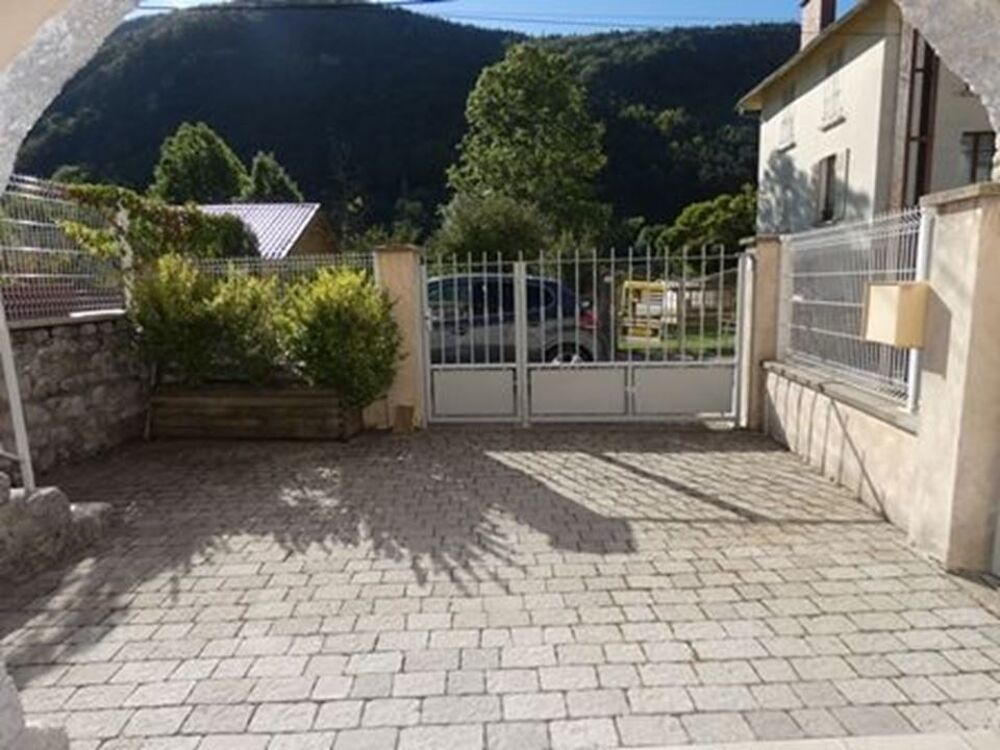 Location Maison Maison de village - 104m ² St julien en beauchene