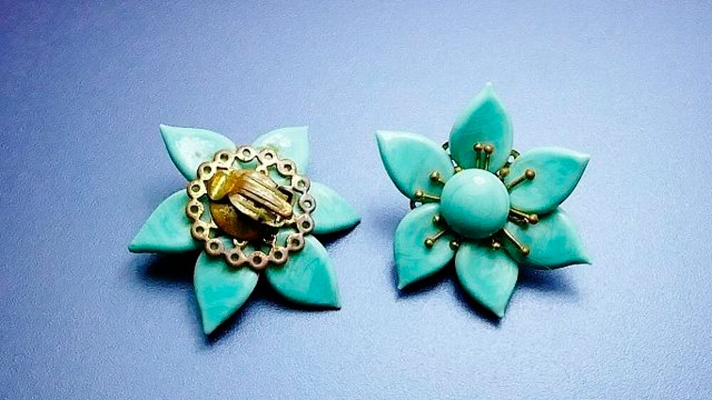 Paire de boucles d'oreilles Bijoux et montres