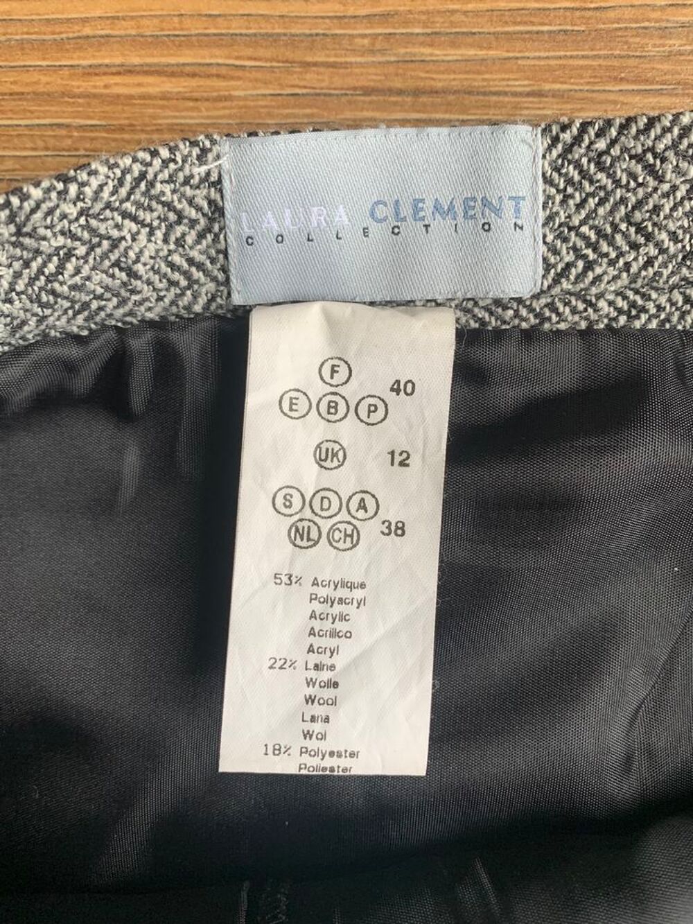 Jupe femme " Laura Cl&eacute;ment collection " Vêtements