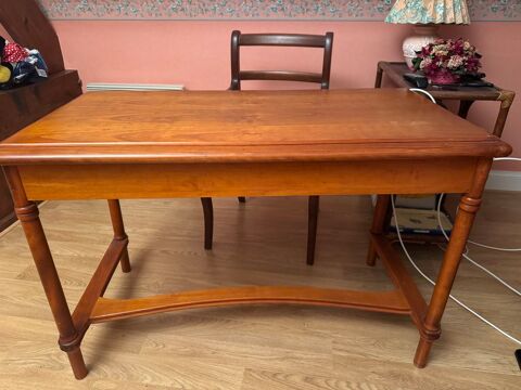 Bureau vintage 100 Montreuil-en-Touraine (37)