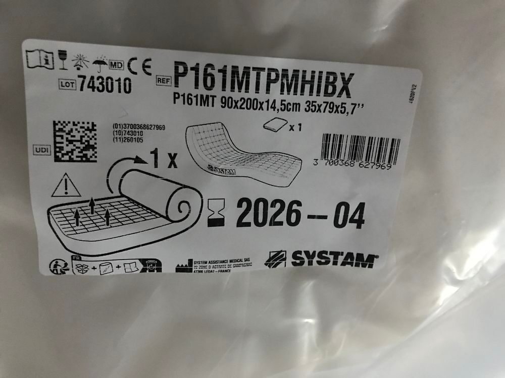 matelas clinique anti-escarres en mousse &agrave; m&eacute;moire de forme Meubles