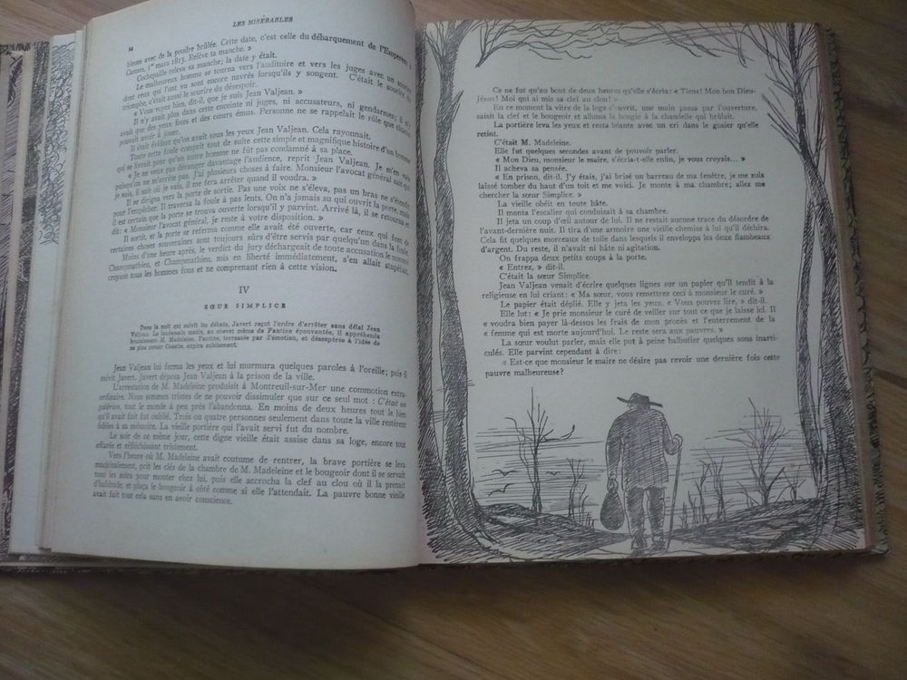 LES MIS&Eacute;RABLES de Victor HUGO 1947 &Eacute;dition adapt&eacute; R GALLICE Livres et BD