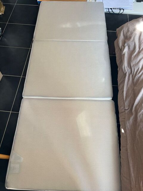 matelas d'appoint servi une semaine = neuf 40 Le Porge (33)