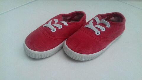 Baskets rouge 3 Taverny (95)