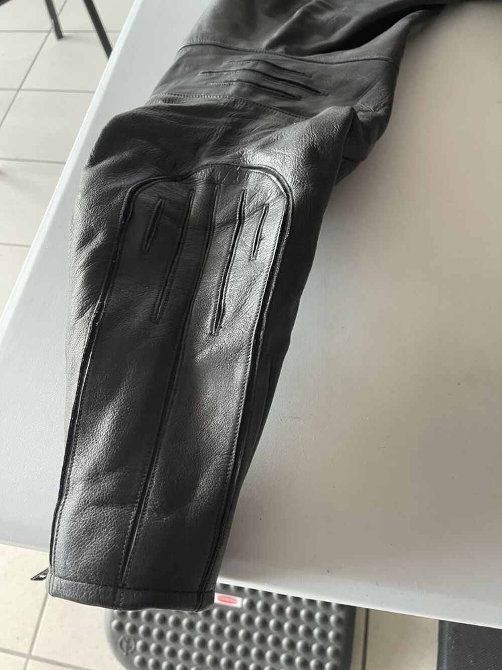 ENSEMBLE FEMME BLOUSON ET PANTALON MOTO ROUTE EN CUIR Sports