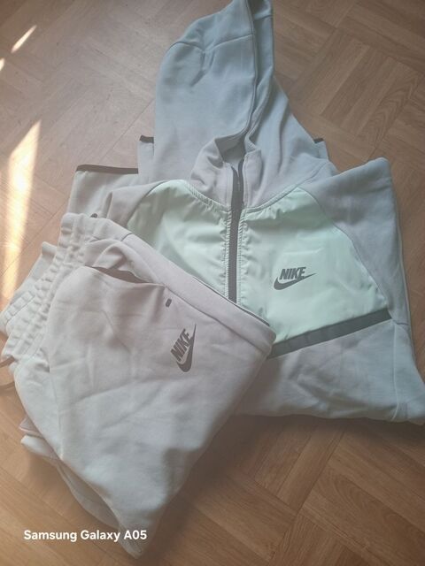 5 SURVÊTEMENTS DE MARQUES NIKE LACOSTE NEUF NEUF Cergy (95)