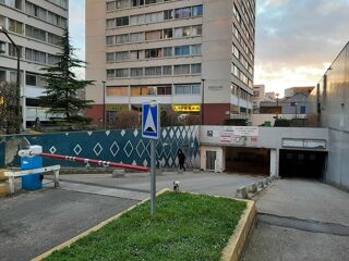  Parking / Garage � vendre 12 m�