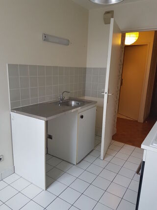  Appartement à louer 2 pièces 50 m²