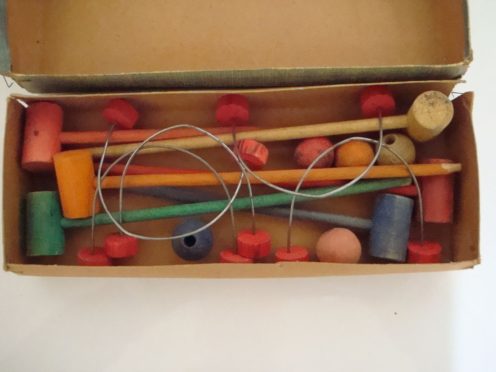 Jouets anciens , jeux en bois anciens ,objets anciens 