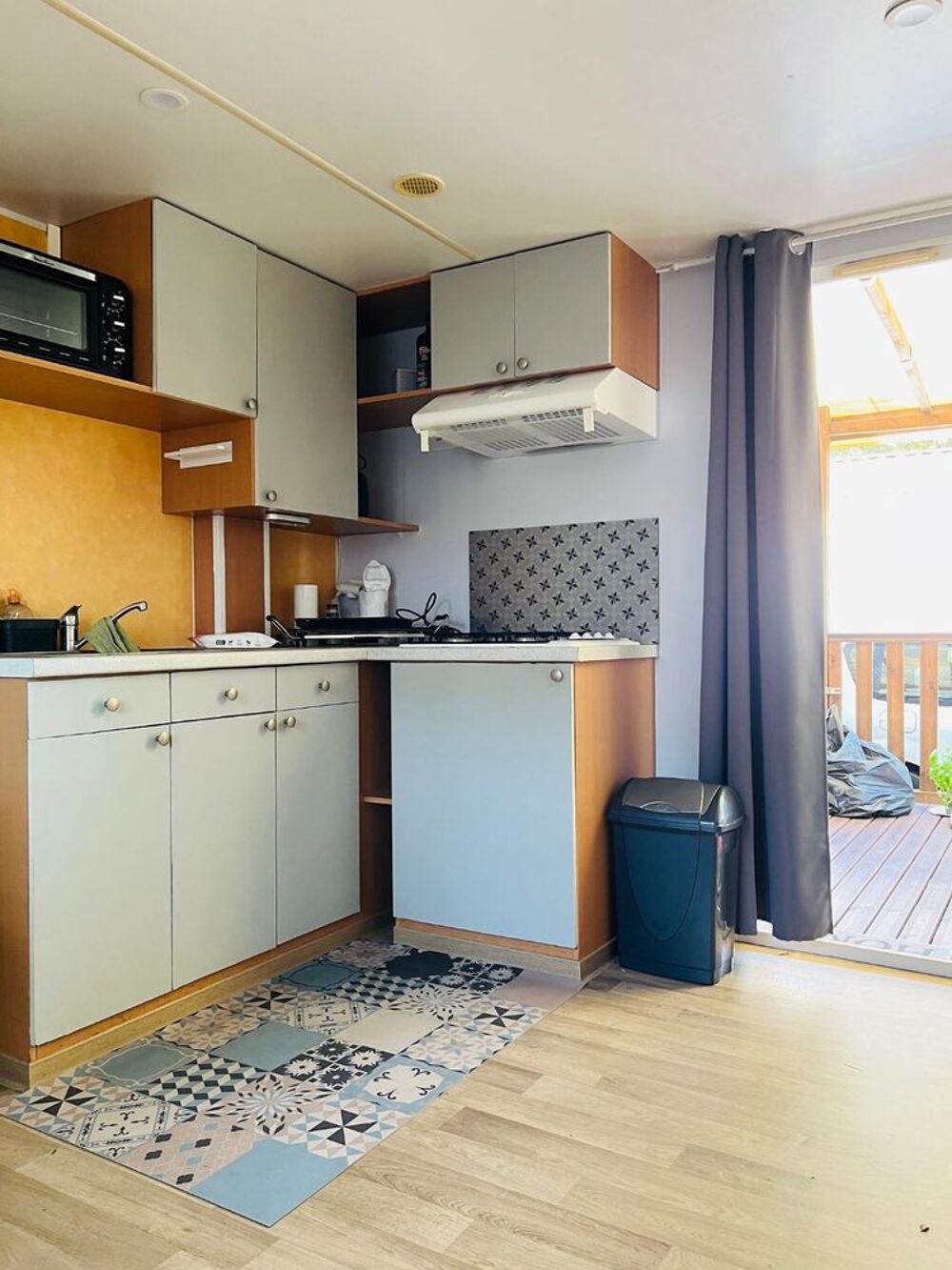   MOBIL HOME 4 PERSONNES CAMPING 4 étoiles à HYERES Provence-Alpes-Côte d'Azur, Hyères (83400)