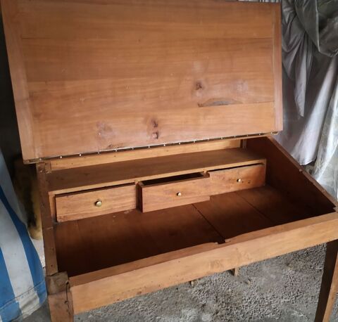 Trs beau bureau pupitre 160 Moissac (82)
