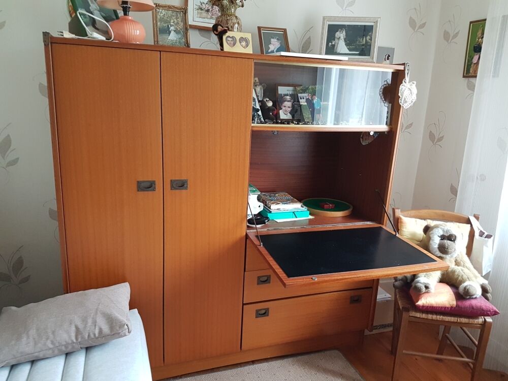 vend combin&eacute; bureau vitrine penderie et tiroir Meubles