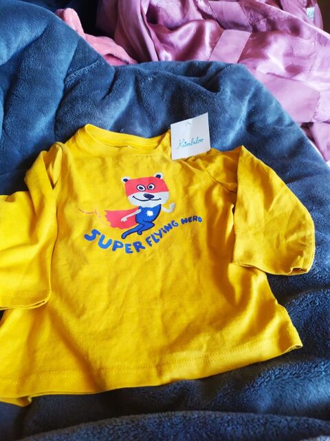ensemble haut jaune et pantalon mixte 12 mois neuf 10 Bondy (93)