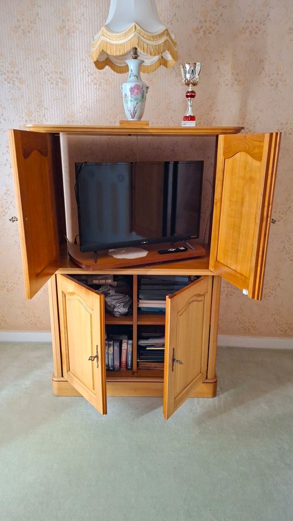 Meuble TV en bois massif Meubles