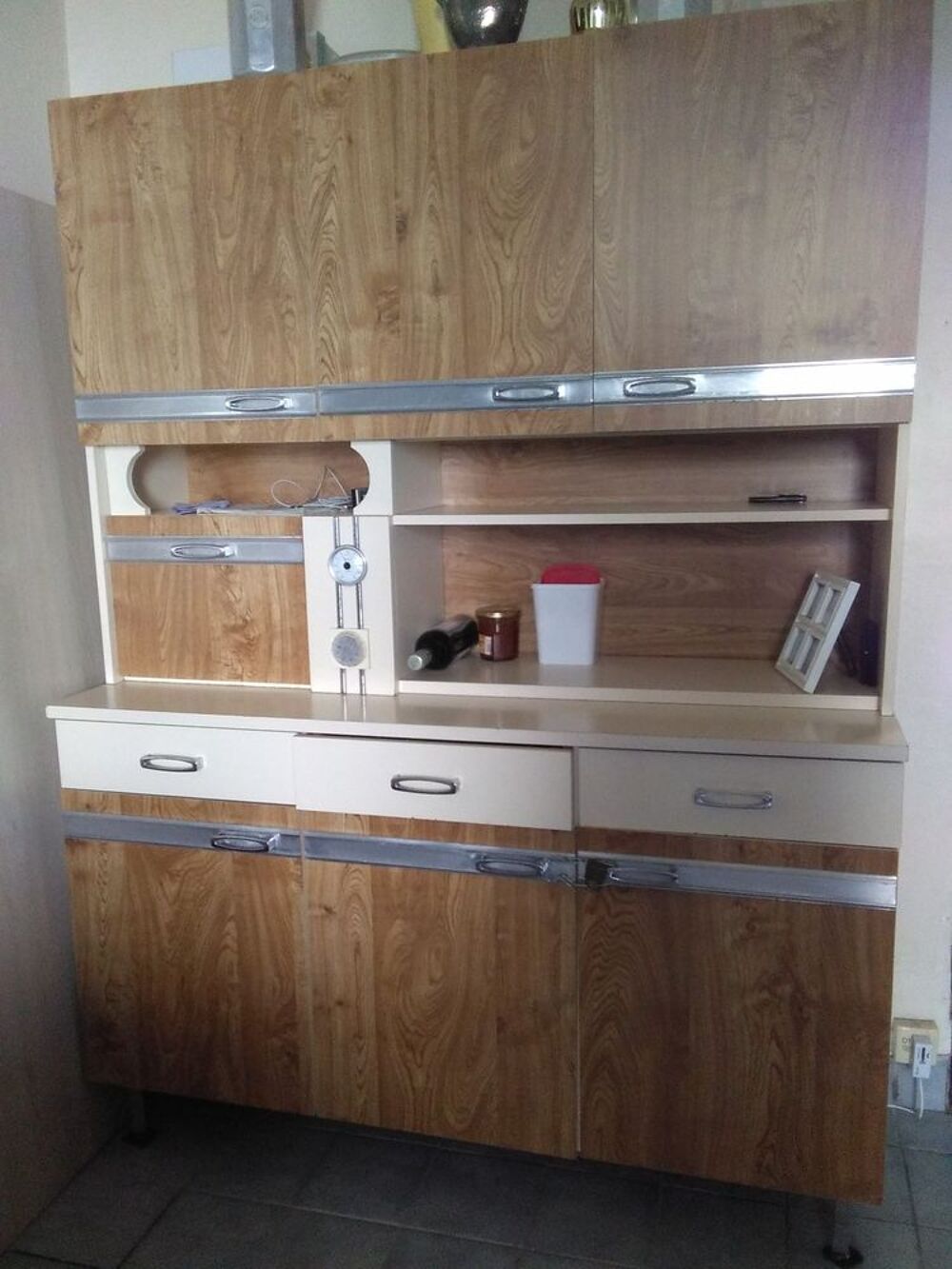 MEUBLE FORMICA Meubles