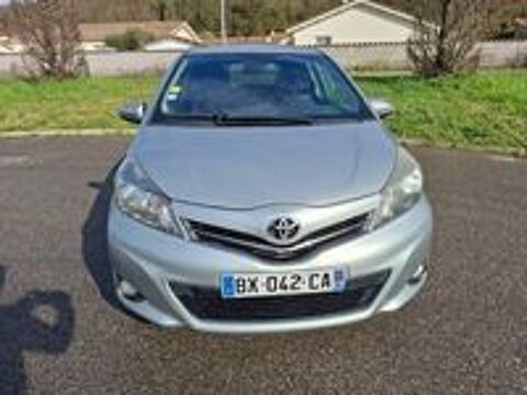 Yaris 90 D-4D Style 2011 occasion 38150 Roussillon
