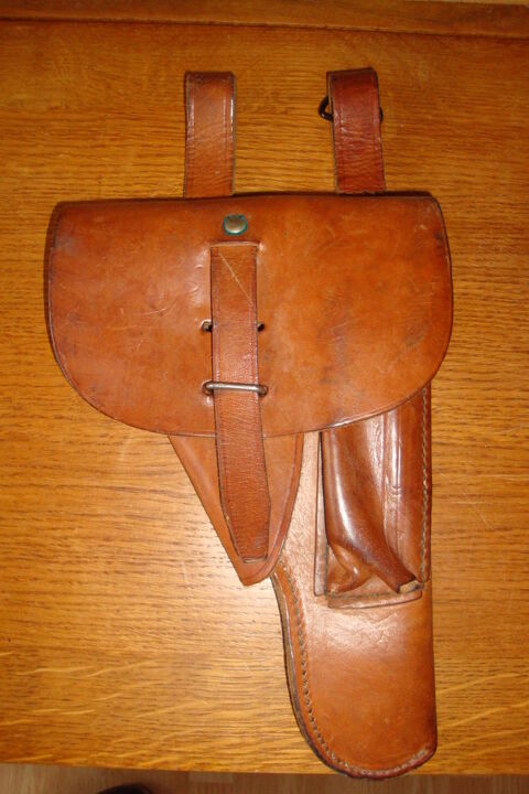Ancien étui en cuir Model  GT M2 1948 25 Quesnoy-sur-Deûle (59)