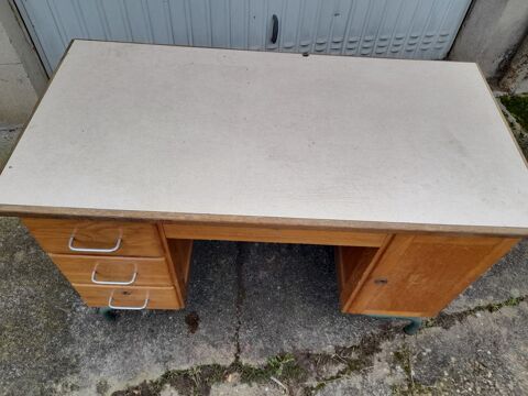 BUREAU 400 Marcigny (71)