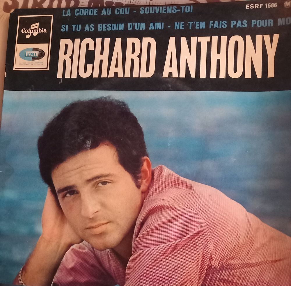 RICHARD ANTONY / 8 X DISQUES VYNIL 45 TOURS CD et vinyles