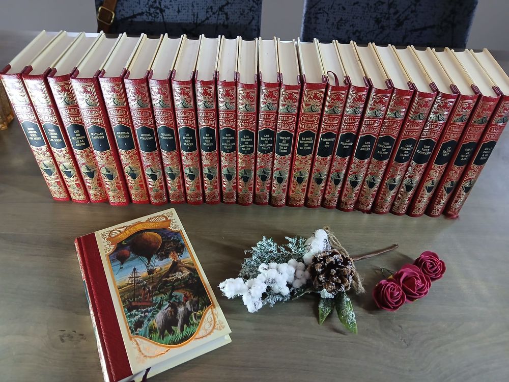 COLLECTION DE LIVRES JULES VERNE
&Eacute;DITION FAMOT Livres et BD