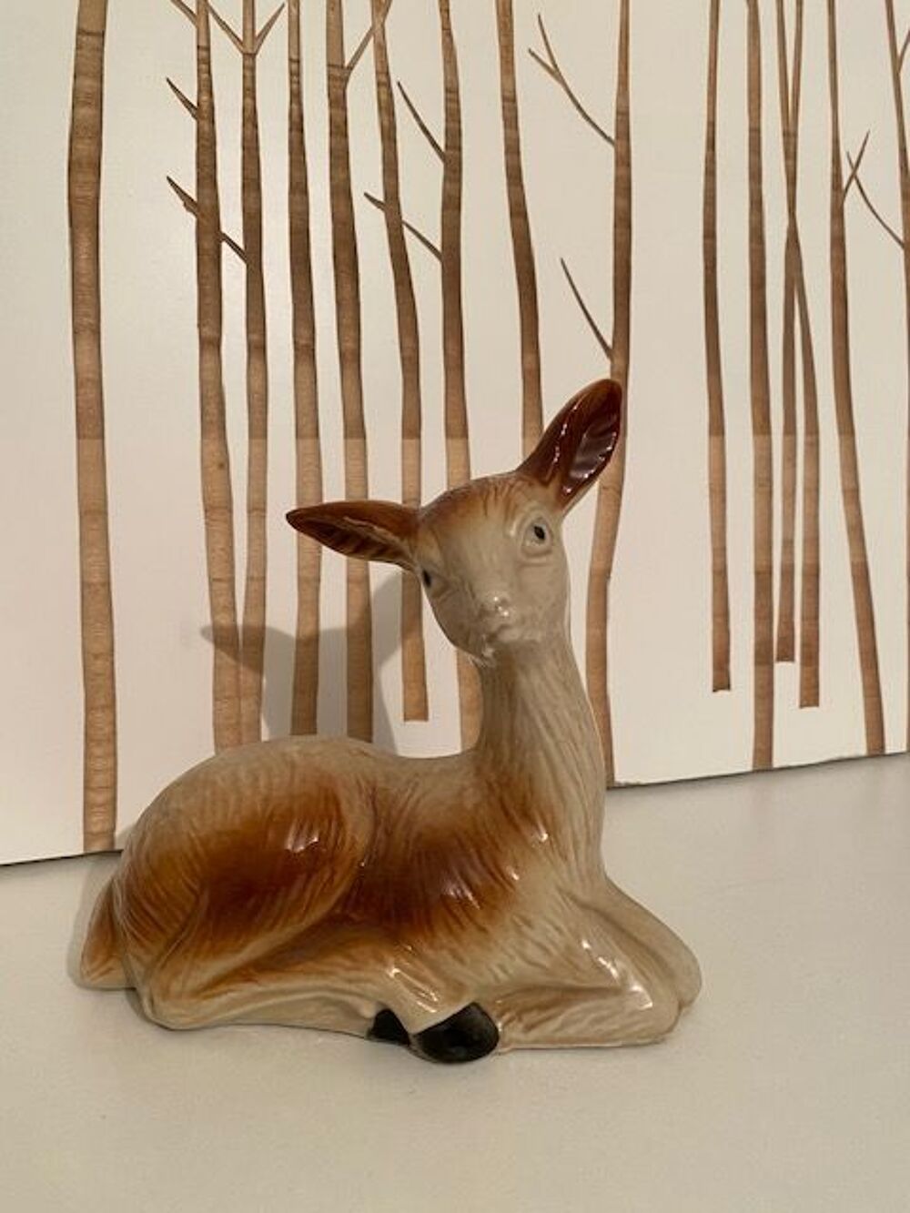 Biche decorative en c&eacute;ramique,faience Décoration
