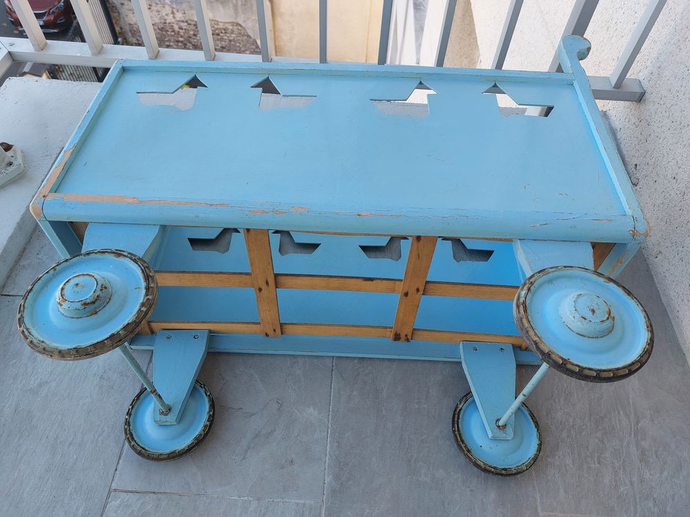 Lit de poup&eacute;e ancien en bois d&eacute;but ann&eacute;es 1930-Jouet ancien Jeux / jouets