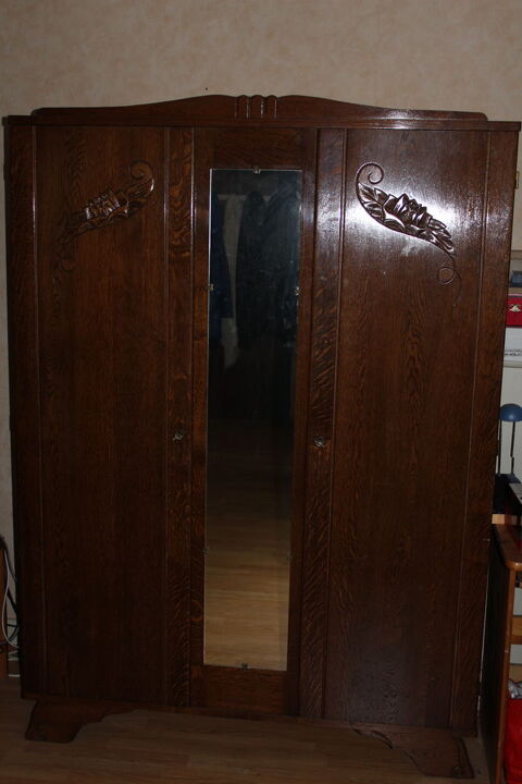 ARMOIRE Combourg (35)