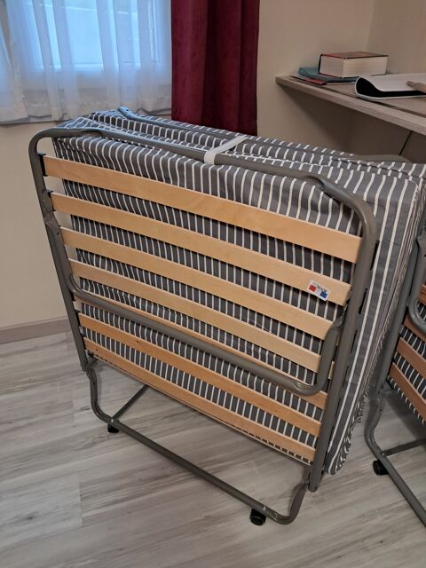lit pliable 140 Villaines-les-Rochers (37)