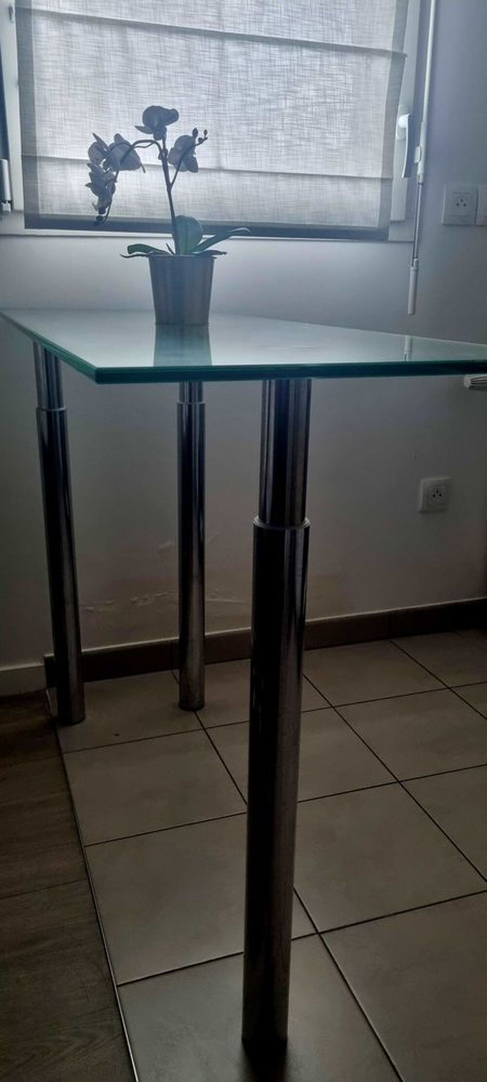 table de bar en verre tremp&eacute; Meubles