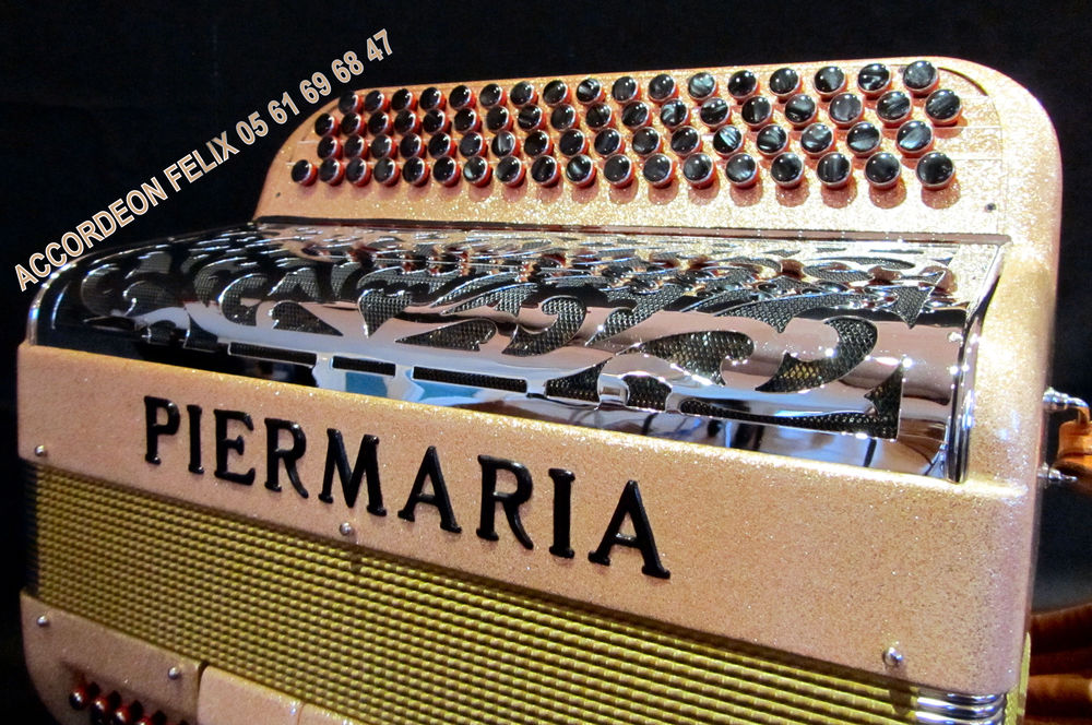 ACCORDEON PIERMARIA P315 MIDI. Instruments de musique