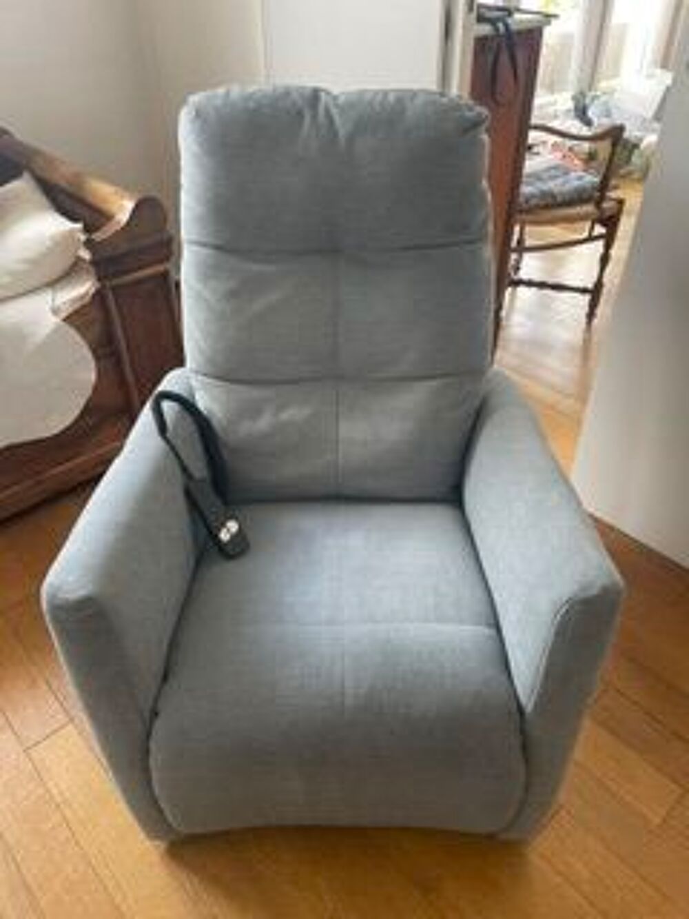 Fauteuil releveur senior
Meubles
