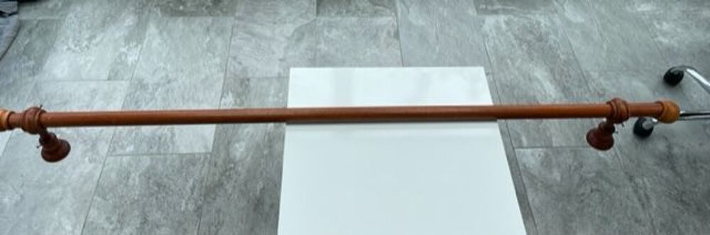 Tringle &agrave; rideaux en bois Décoration
