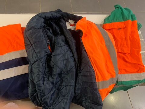 1 veste matelasse taille xxl et 2 pantalons de chantier 60 Cesson (77)